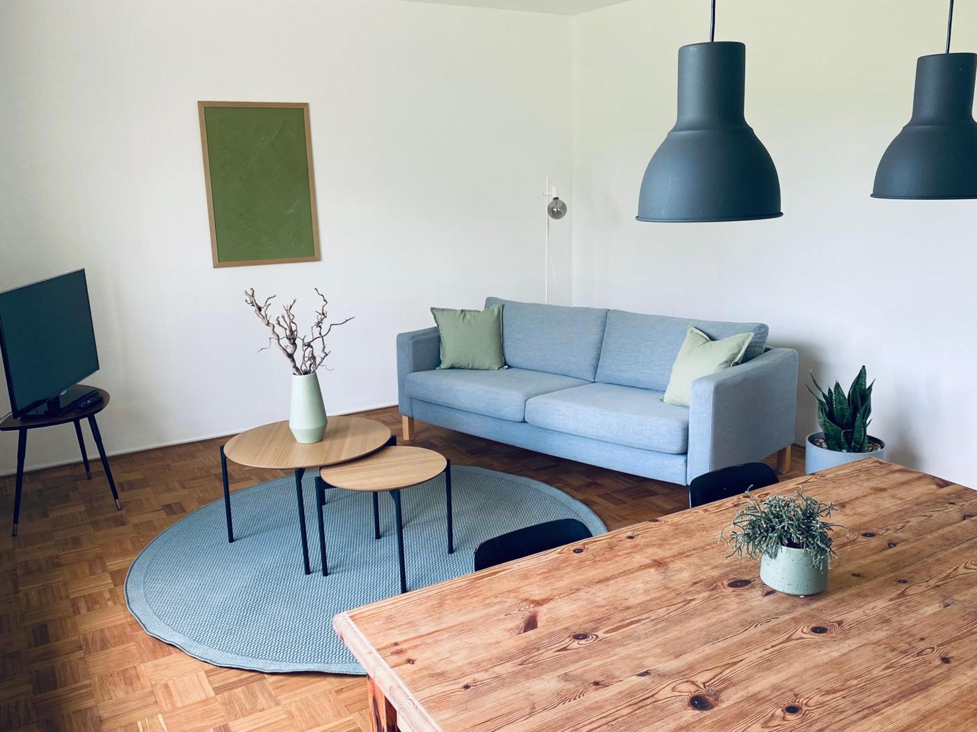 Apartment Lay-zeit
